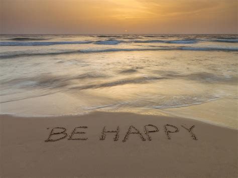 pictures in the sand|writing in the sand pictures.